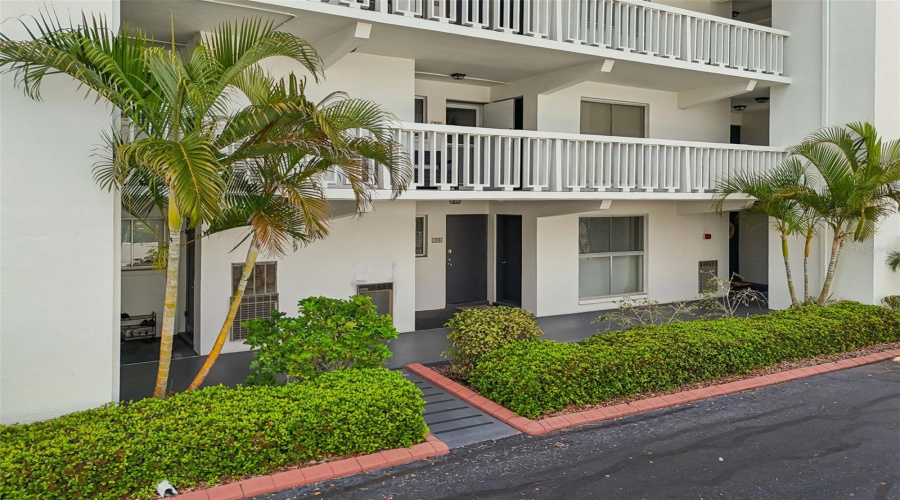 Belleair Bluffs, Florida 33770, 2 Bedroom Bedrooms, ,1 Bathroombathrooms,Residential,For Sale,Bay,0,Mfrtb8495009
