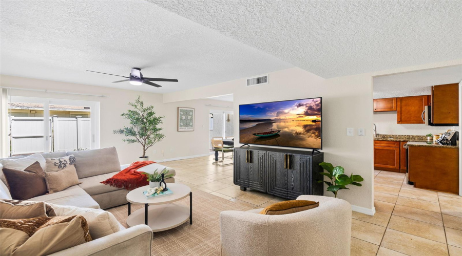Pinellas Park, Florida 33781, 3 Bedroom Bedrooms, ,2 Bathroombathrooms,Residential,For Sale,Moffatt,0,Mfrtb8500588