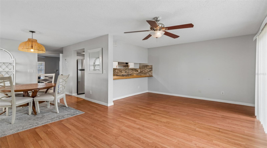 Tampa, Florida 33617, 3 Bedroom Bedrooms, ,2 Bathroombathrooms,Residential,For Sale,Sunridge Palms,0,Mfrtb8500526