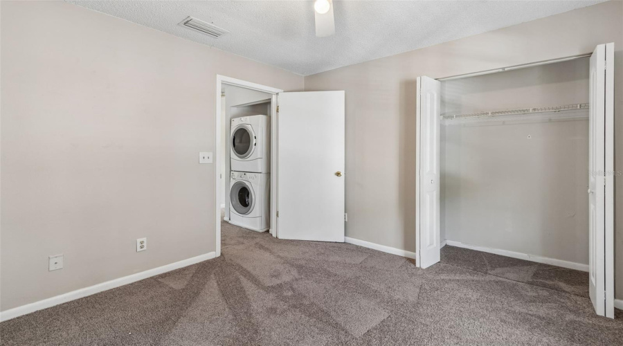 Tampa, Florida 33617, 3 Bedroom Bedrooms, ,2 Bathroombathrooms,Residential,For Sale,Sunridge Palms,0,Mfrtb8500526