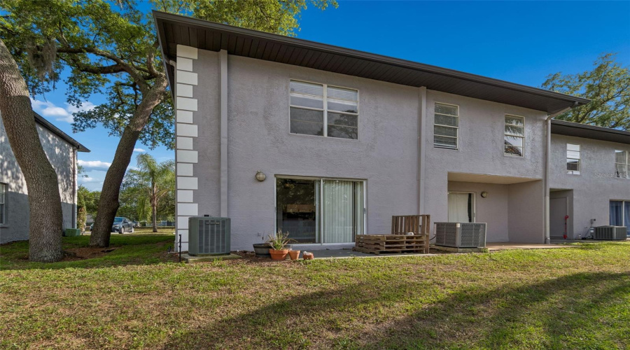 Tampa, Florida 33617, 3 Bedroom Bedrooms, ,2 Bathroombathrooms,Residential,For Sale,Sunridge Palms,0,Mfrtb8500526