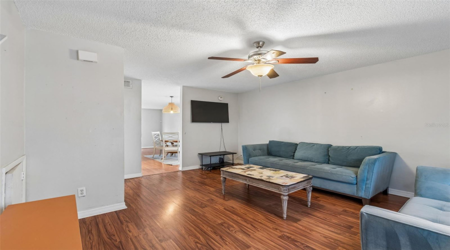 Tampa, Florida 33617, 3 Bedroom Bedrooms, ,2 Bathroombathrooms,Residential,For Sale,Sunridge Palms,0,Mfrtb8500526