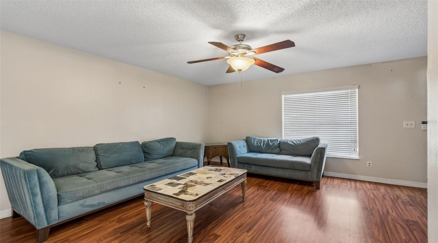 Tampa, Florida 33617, 3 Bedroom Bedrooms, ,2 Bathroombathrooms,Residential,For Sale,Sunridge Palms,0,Mfrtb8500526