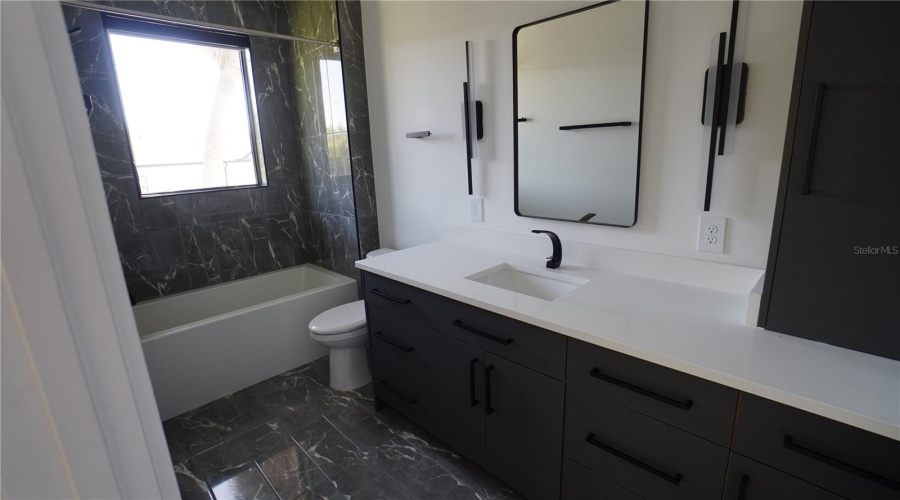 Tampa, Florida 33629, 4 Bedroom Bedrooms, ,4 Bathroombathrooms,Residential,For Sale,Estrella,0,Mfrtb8540762