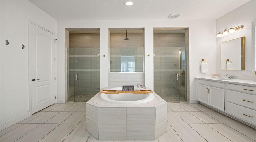 Primary En-Suite