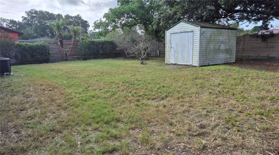 Orlando, Florida 32811, 3 Bedroom Bedrooms, ,2 Bathroombathrooms,Residential,For Sale,Cornelia,0,Mfro6410741