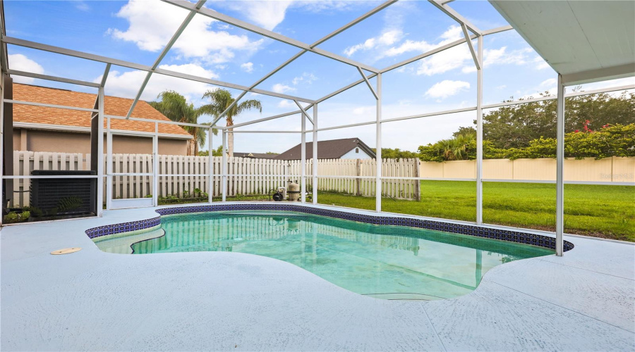 Orlando, Florida 32837, 4 Bedroom Bedrooms, ,2 Bathroombathrooms,Residential,For Sale,Quail Trail,0,Mfro6423230