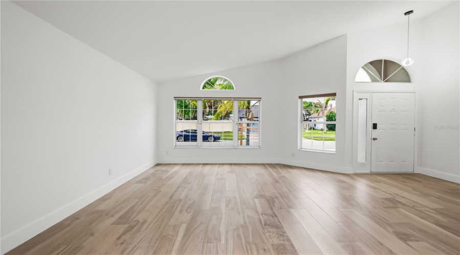 Orlando, Florida 32837, 4 Bedroom Bedrooms, ,2 Bathroombathrooms,Residential,For Sale,Quail Trail,0,Mfro6423230