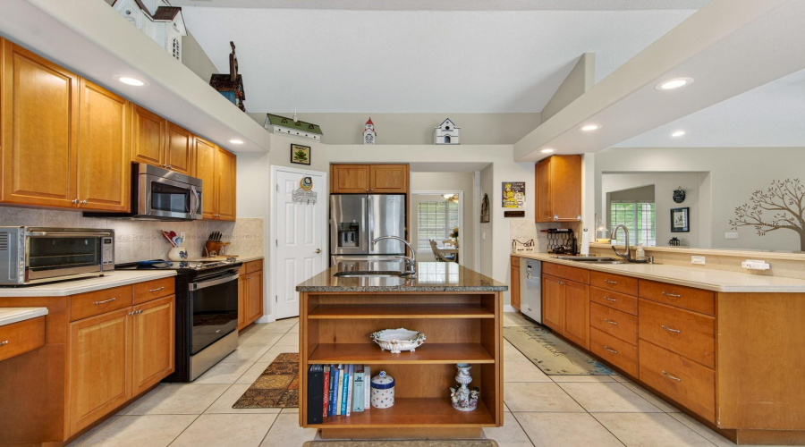 Wesley Chapel, Florida 33545, 4 Bedroom Bedrooms, ,3 Bathroombathrooms,Residential,For Sale,Bridleford,0,Mfrtb8518478