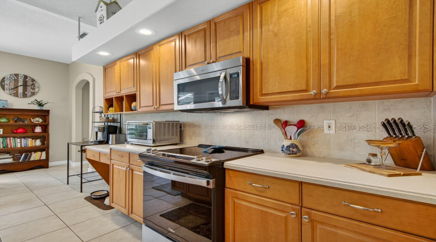 Wesley Chapel, Florida 33545, 4 Bedroom Bedrooms, ,3 Bathroombathrooms,Residential,For Sale,Bridleford,0,Mfrtb8518478