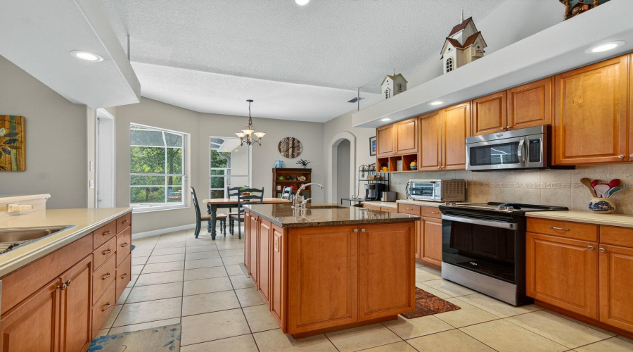 Wesley Chapel, Florida 33545, 4 Bedroom Bedrooms, ,3 Bathroombathrooms,Residential,For Sale,Bridleford,0,Mfrtb8518478