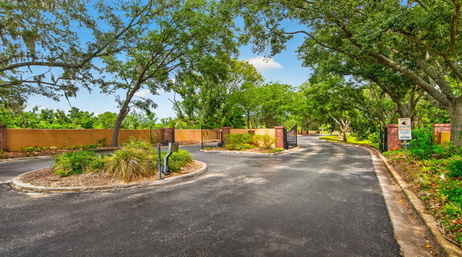 Wesley Chapel, Florida 33545, 4 Bedroom Bedrooms, ,3 Bathroombathrooms,Residential,For Sale,Bridleford,0,Mfrtb8518478