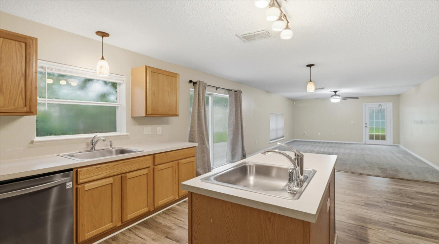 Citrus Springs, Florida 34434, 4 Bedroom Bedrooms, ,2 Bathroombathrooms,Residential,For Sale,Carver,0,Mfrom729543