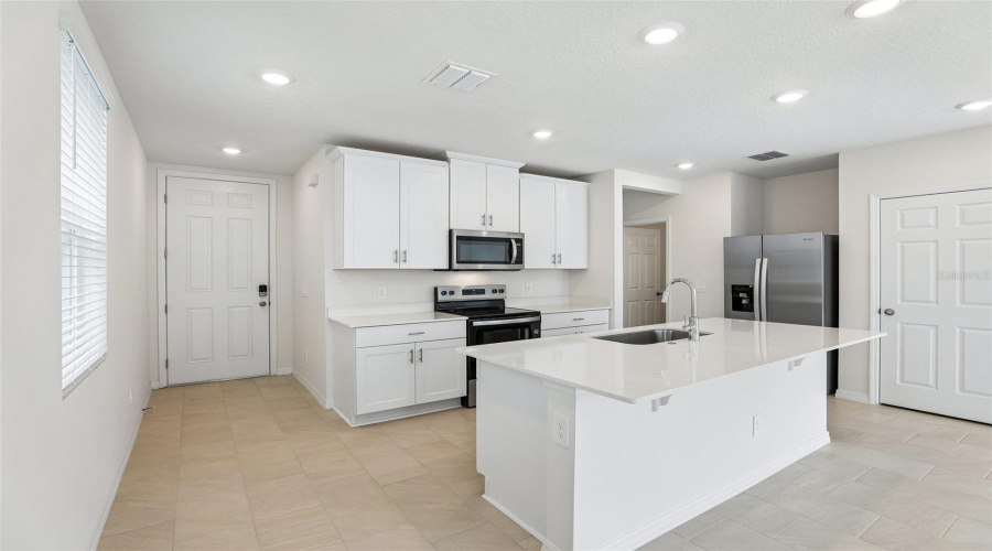 St Cloud, Florida 34772, 3 Bedroom Bedrooms, ,2 Bathroombathrooms,Residential,For Sale,Rangeland,0,Mfrtb8510551
