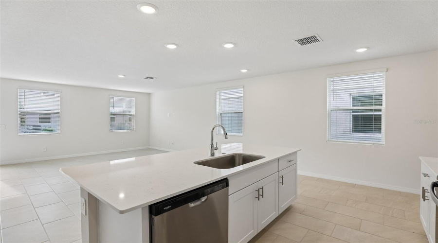St Cloud, Florida 34772, 3 Bedroom Bedrooms, ,2 Bathroombathrooms,Residential,For Sale,Rangeland,0,Mfrtb8510551