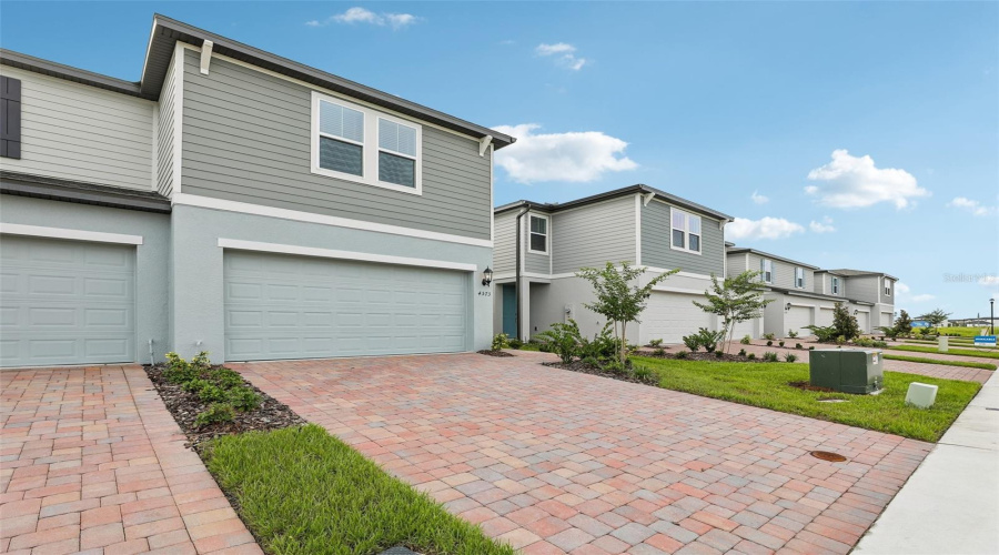 St Cloud, Florida 34772, 3 Bedroom Bedrooms, ,2 Bathroombathrooms,Residential,For Sale,Rangeland,0,Mfrtb8510551