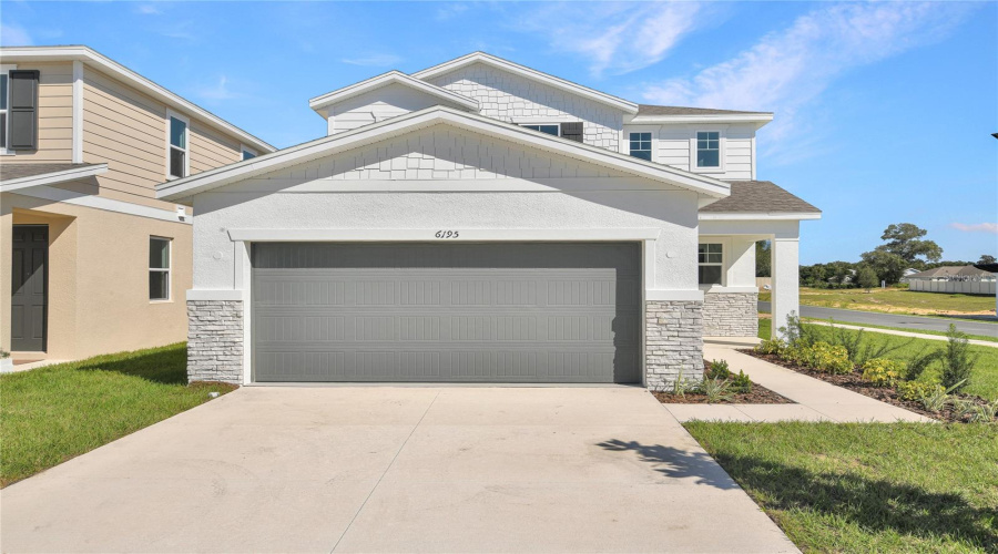 Ocala, Florida 34474, 4 Bedroom Bedrooms, ,3 Bathroombathrooms,Residential,For Sale,64Th,0,Mfrs5152924