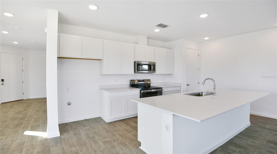 Ocala, Florida 34474, 4 Bedroom Bedrooms, ,3 Bathroombathrooms,Residential,For Sale,64Th,0,Mfrs5152924
