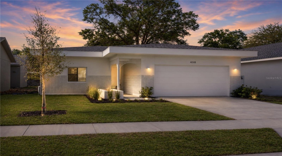 Lady Lake, Florida 32159, 4 Bedroom Bedrooms, ,2 Bathroombathrooms,Residential,For Sale,Skyfield,0,Mfrg5105317