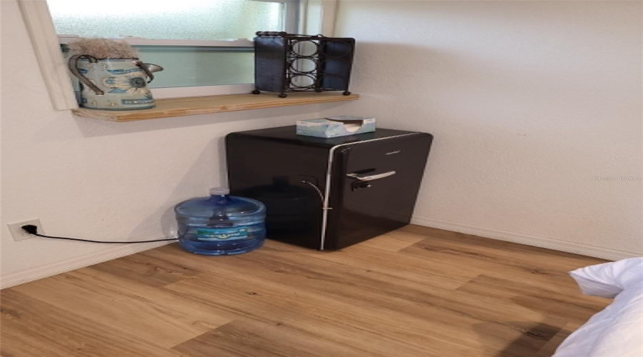 Seperate Unit/Office Mini Fridge