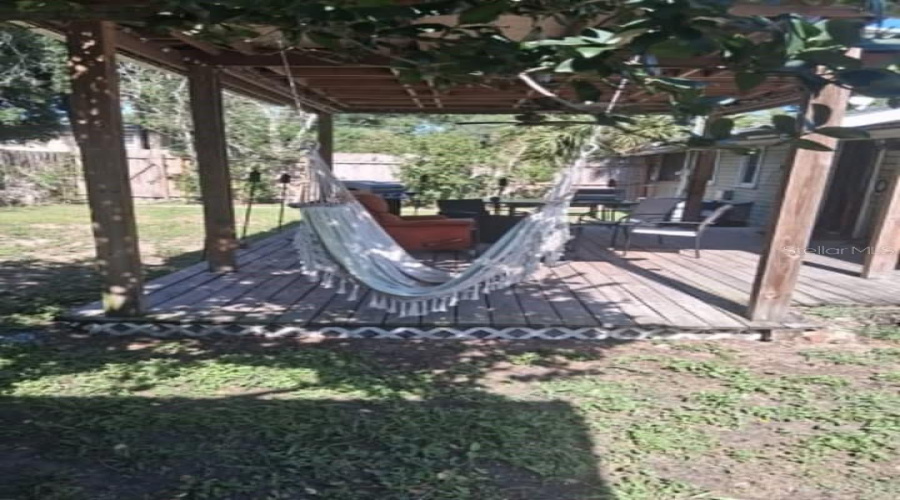 Deck/ Outdoor Living Area