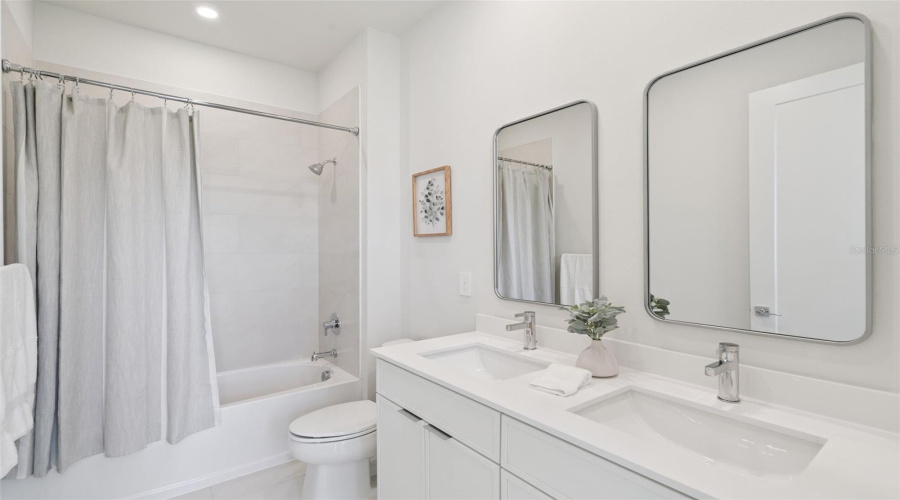 Lady Lake, Florida 32159, 4 Bedroom Bedrooms, ,2 Bathroombathrooms,Residential,For Sale,Skyfield,0,Mfrg5105461