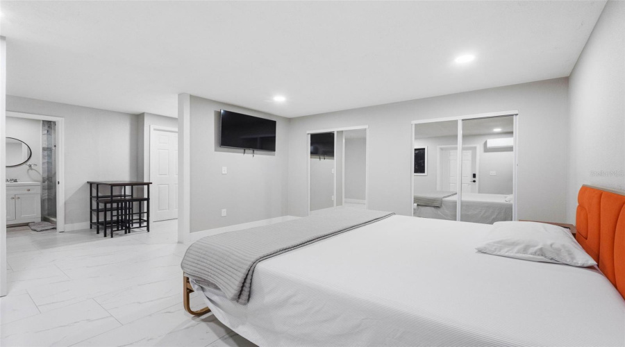 Bedroom 3/ Mother In Law1