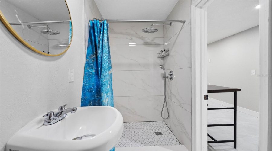 Bathroom 4/ Mother In Law 2