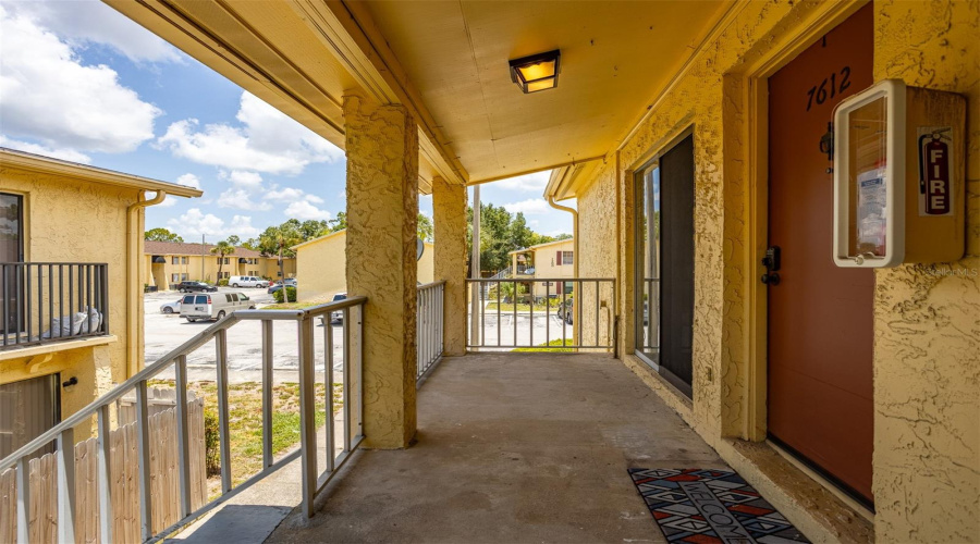Tampa, Florida 33615, 1 Bedroom Bedrooms, ,1 Bathroombathrooms,Residential,For Sale,Nacido,0,Mfrtb8523625