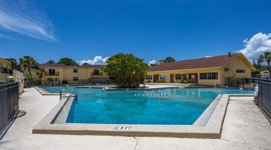 Tampa, Florida 33615, 1 Bedroom Bedrooms, ,1 Bathroombathrooms,Residential,For Sale,Nacido,0,Mfrtb8523625
