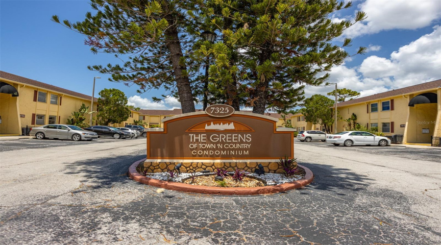 Tampa, Florida 33615, 1 Bedroom Bedrooms, ,1 Bathroombathrooms,Residential,For Sale,Nacido,0,Mfrtb8523625