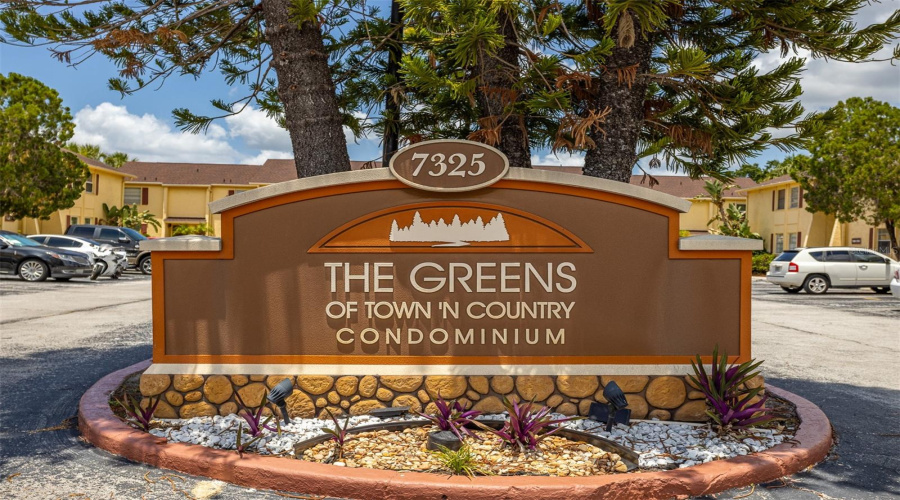 Tampa, Florida 33615, 1 Bedroom Bedrooms, ,1 Bathroombathrooms,Residential,For Sale,Nacido,0,Mfrtb8523625
