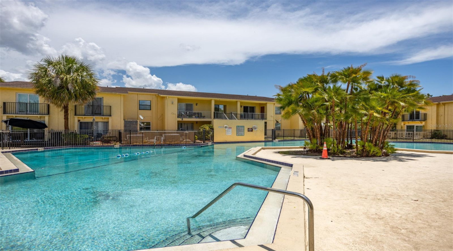 Tampa, Florida 33615, 1 Bedroom Bedrooms, ,1 Bathroombathrooms,Residential,For Sale,Nacido,0,Mfrtb8523625