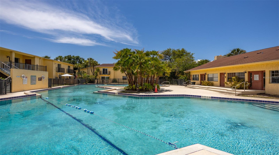 Tampa, Florida 33615, 1 Bedroom Bedrooms, ,1 Bathroombathrooms,Residential,For Sale,Nacido,0,Mfrtb8523625