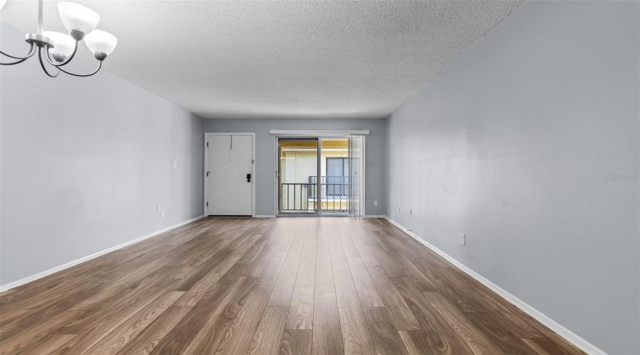 Tampa, Florida 33615, 1 Bedroom Bedrooms, ,1 Bathroombathrooms,Residential,For Sale,Nacido,0,Mfrtb8523625