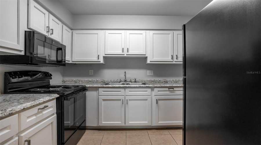 Tampa, Florida 33615, 1 Bedroom Bedrooms, ,1 Bathroombathrooms,Residential,For Sale,Nacido,0,Mfrtb8523625