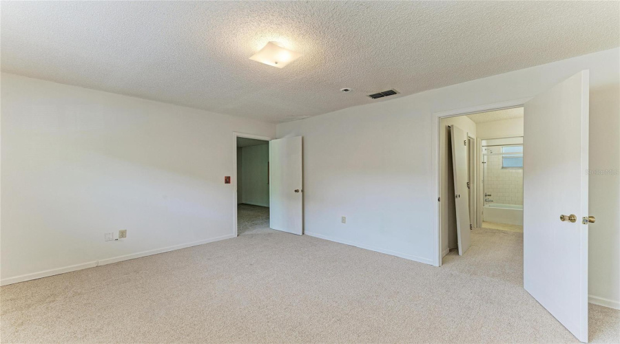 Bradenton, Florida 34207, 1 Bedroom Bedrooms, ,1 Bathroombathrooms,Residential,For Sale,Fountain Lake,0,Mfra4699538