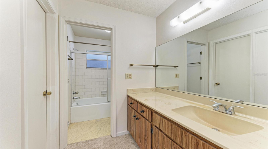Bradenton, Florida 34207, 1 Bedroom Bedrooms, ,1 Bathroombathrooms,Residential,For Sale,Fountain Lake,0,Mfra4699538