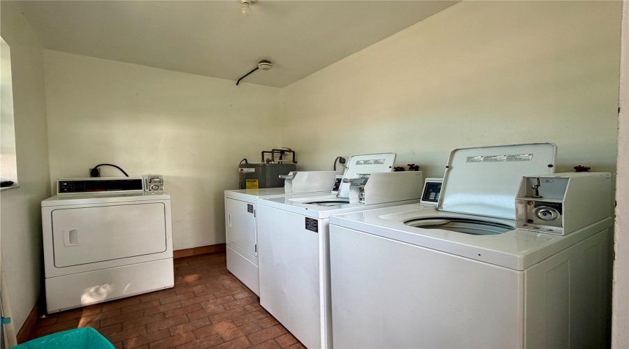 Bradenton, Florida 34207, 1 Bedroom Bedrooms, ,1 Bathroombathrooms,Residential,For Sale,Fountain Lake,0,Mfra4699538