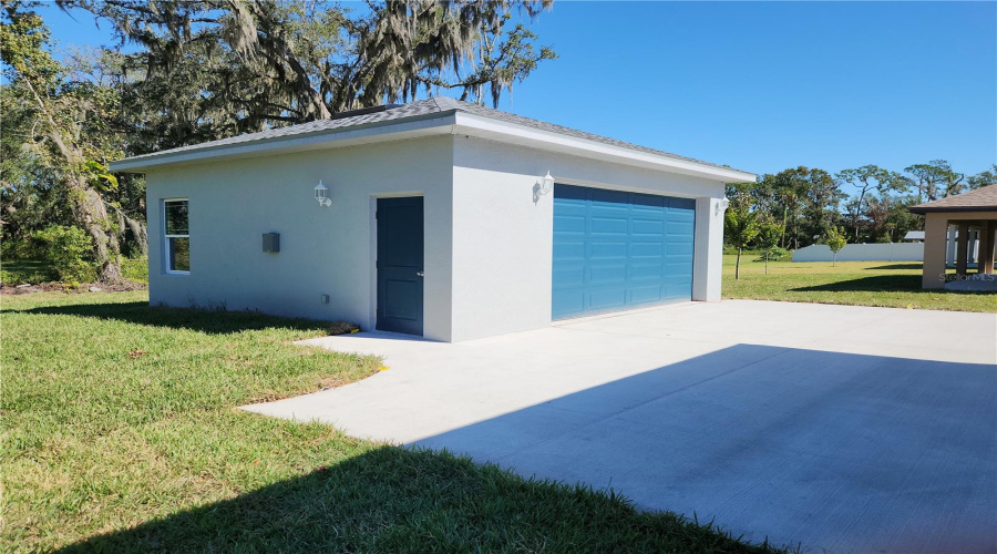 22 X 24 Detached Garage