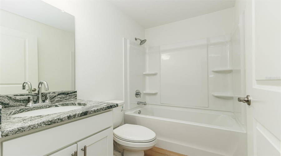 Winter Haven, Florida 33880, 3 Bedroom Bedrooms, ,2 Bathroombathrooms,Residential,For Sale,Thornhill,0,Mfrl4962366