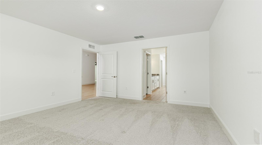 Winter Haven, Florida 33880, 3 Bedroom Bedrooms, ,2 Bathroombathrooms,Residential,For Sale,Thornhill,0,Mfrl4962366