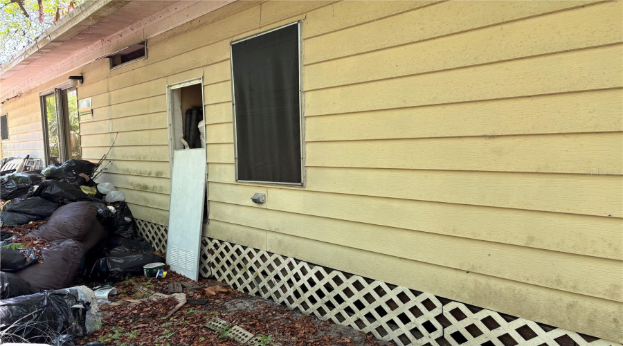 New Port Richey, Florida 34654, 2 Bedroom Bedrooms, ,2 Bathroombathrooms,Residential,For Sale,Walton,0,Mfrw7887197