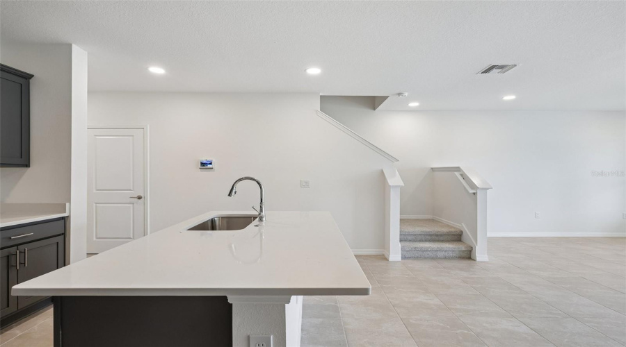 Zephyrhills, Florida 33541, 3 Bedroom Bedrooms, ,2 Bathroombathrooms,Residential,For Sale,Turpins,0,Mfrtb8519421