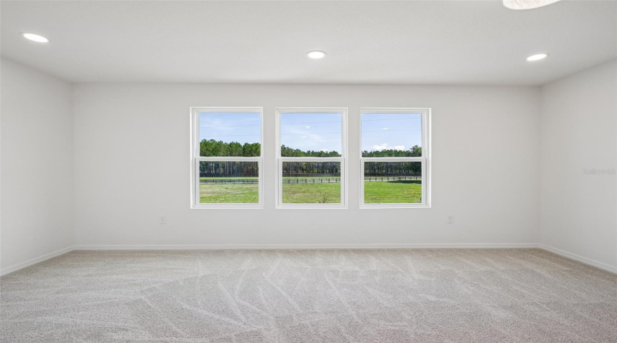 Zephyrhills, Florida 33541, 3 Bedroom Bedrooms, ,2 Bathroombathrooms,Residential,For Sale,Turpins,0,Mfrtb8519421