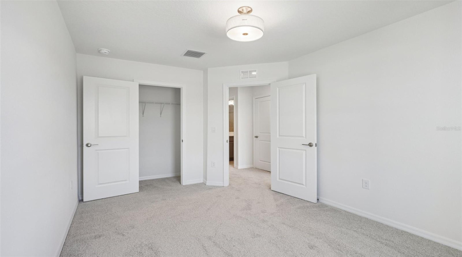 Zephyrhills, Florida 33541, 3 Bedroom Bedrooms, ,2 Bathroombathrooms,Residential,For Sale,Turpins,0,Mfrtb8519421