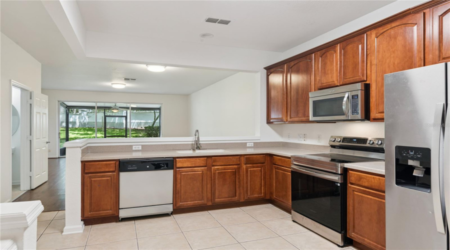 Orlando, Florida 32819, 3 Bedroom Bedrooms, ,2 Bathroombathrooms,Residential,For Sale,Sperone,0,Mfro6424770