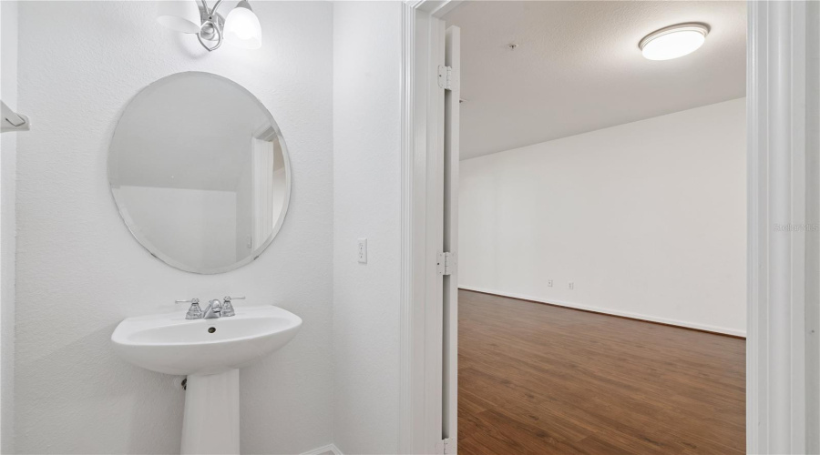 Orlando, Florida 32819, 3 Bedroom Bedrooms, ,2 Bathroombathrooms,Residential,For Sale,Sperone,0,Mfro6424770