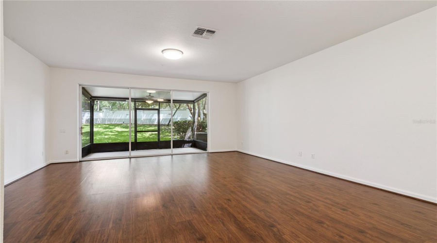Orlando, Florida 32819, 3 Bedroom Bedrooms, ,2 Bathroombathrooms,Residential,For Sale,Sperone,0,Mfro6424770