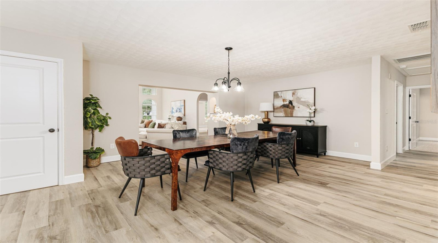 Lake Wales, Florida 33898, 3 Bedroom Bedrooms, ,2 Bathroombathrooms,Residential,For Sale,Capps,0,Mfrl4963688
